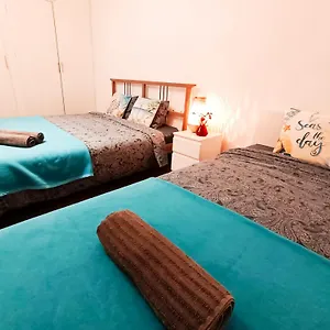 By Plaza Real Budget Barcellona